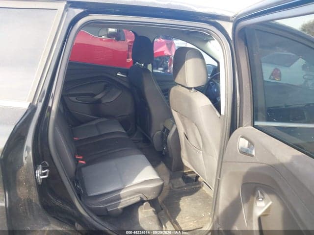 2017 FORD ESCAPE SE 8
