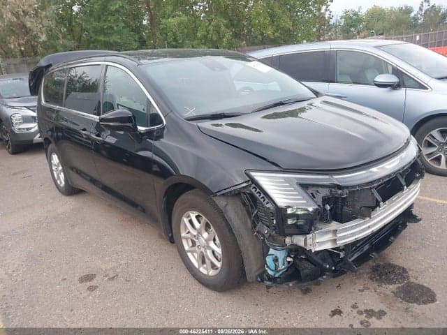 2027 CHRYSLER PACIFICA 1