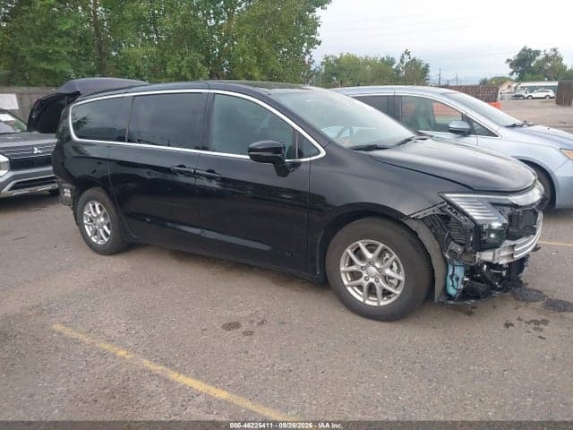 2027 CHRYSLER PACIFICA 13