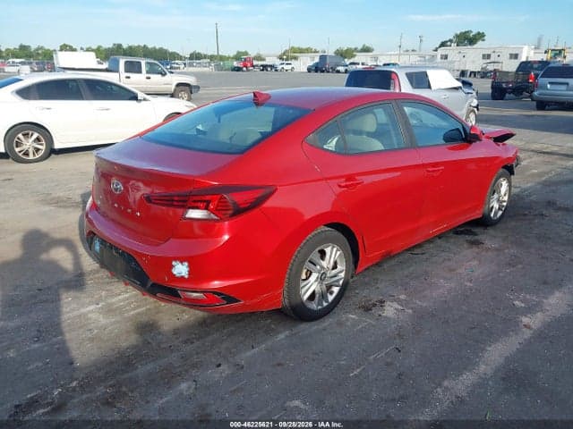 2019 HYUNDAI ELANTRA SEL 4