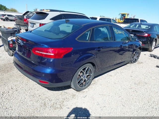 2017 FORD FOCUS SEL 4