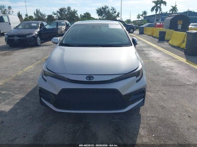 2024 TOYOTA COROLLA SE 12