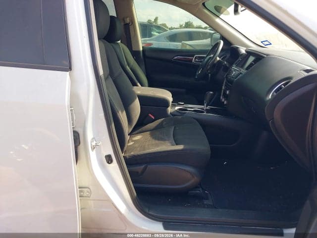 2017 NISSAN PATHFINDER SV 5