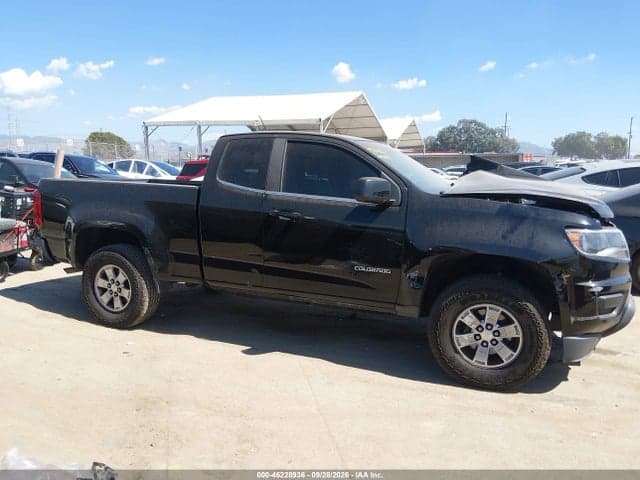 2018 CHEVROLET COLORADO WT 13