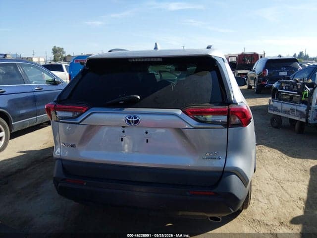 2024 TOYOTA RAV4 HYBRID XLE 16