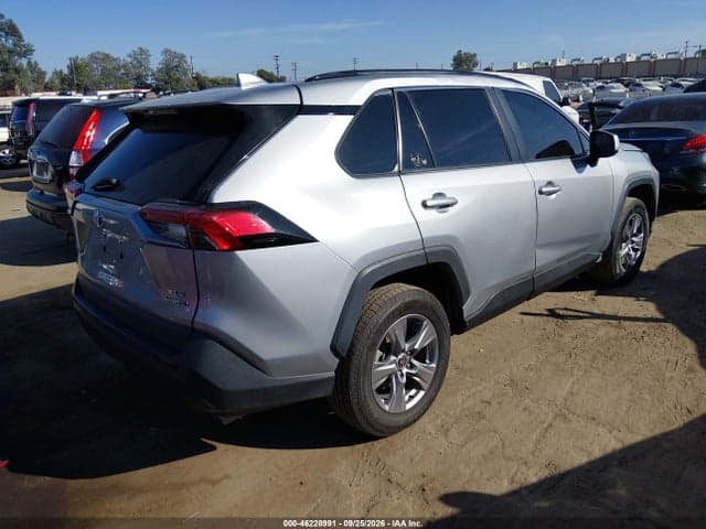 2024 TOYOTA RAV4 HYBRID XLE 4