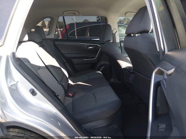 2024 TOYOTA RAV4 HYBRID XLE 8