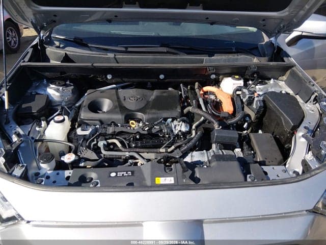 2024 TOYOTA RAV4 HYBRID XLE 10