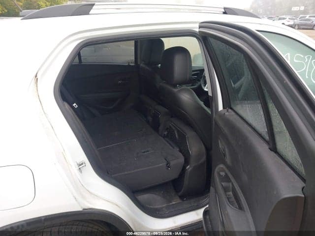 2017 CHEVROLET TRAX LT 8