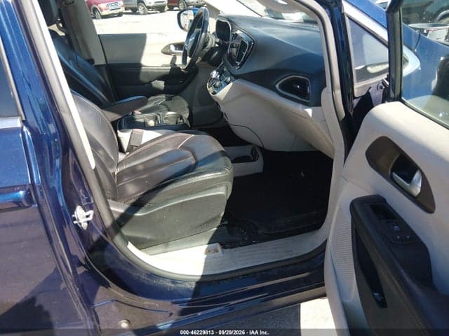 2017 CHRYSLER PACIFICA TOURING-L 5