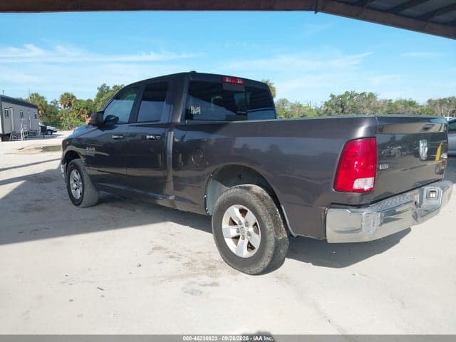 2017 RAM 1500 SLT 4X4 6'4 BOX 3