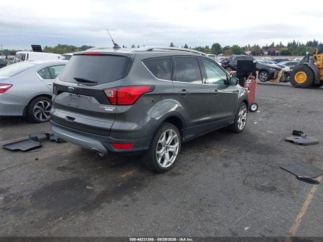 2019 FORD ESCAPE TITANIUM 4