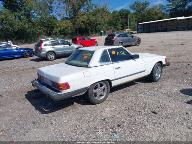 1982 MERCEDES-BENZ 380 SL 4