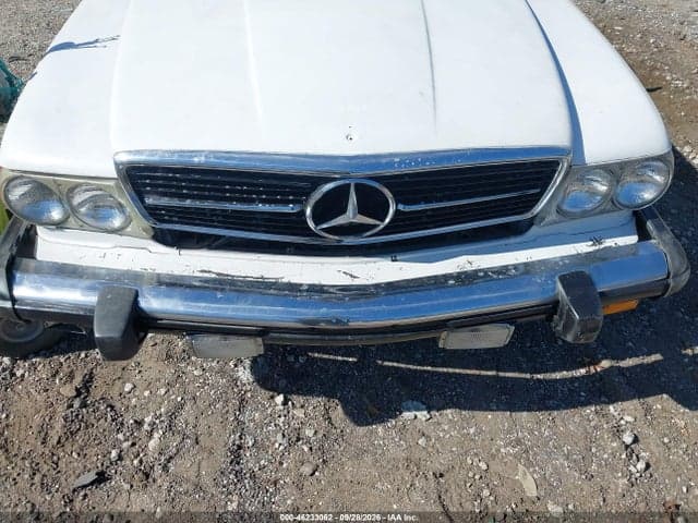 1982 MERCEDES-BENZ 380 SL 6