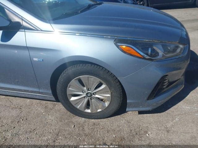 2018 HYUNDAI SONATA HYBRID SE 21