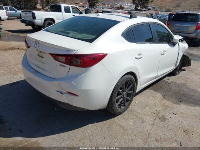 2018 MAZDA MAZDA3 TOURING 4