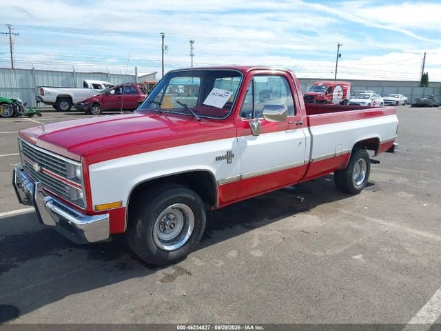 1984 CHEVROLET C10 2