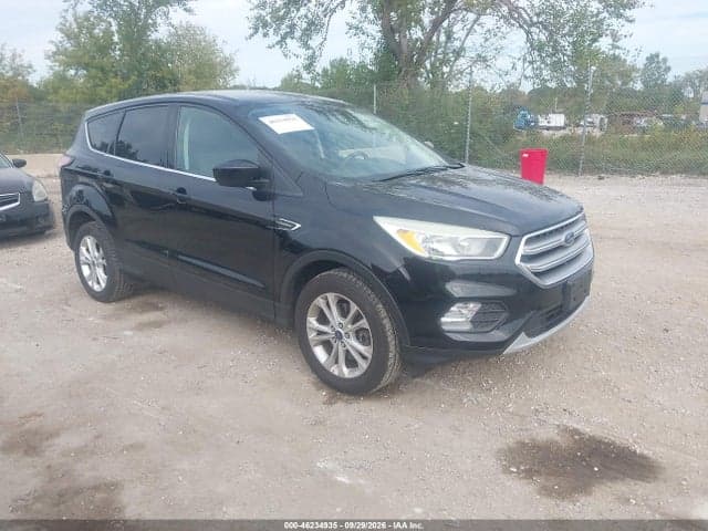 2017 FORD ESCAPE SE 1
