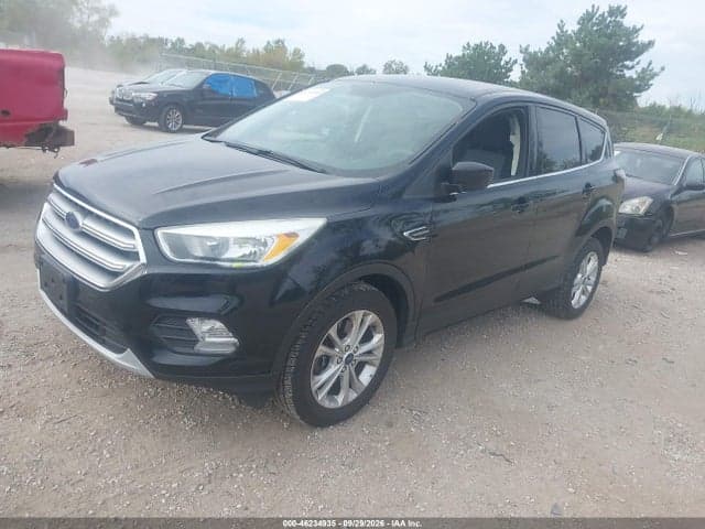 2017 FORD ESCAPE SE 2
