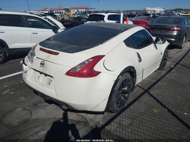 2017 NISSAN 370Z 4