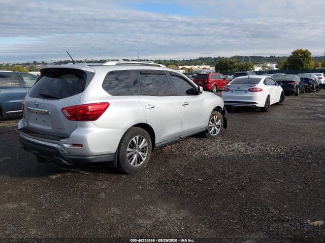 2018 NISSAN PATHFINDER S 4