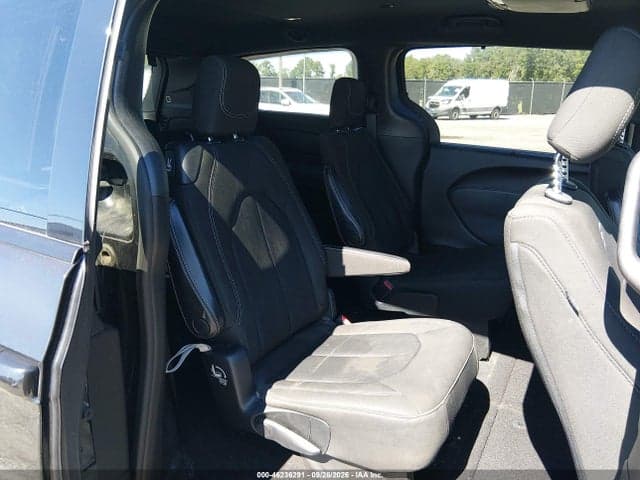 2020 CHRYSLER PACIFICA TOURING 8