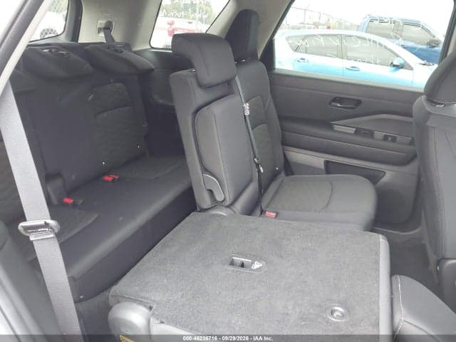 2026 NISSAN PATHFINDER SV 8