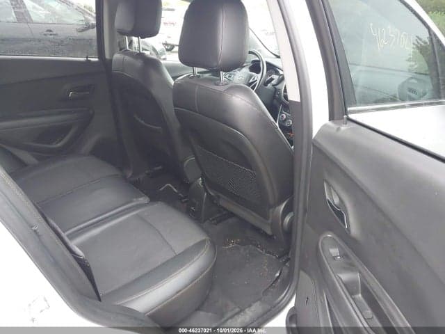 2020 CHEVROLET TRAX AWD LT 8