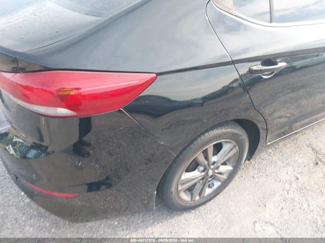 2017 HYUNDAI ELANTRA SE 18