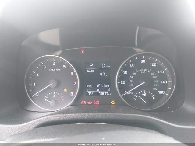 2017 HYUNDAI ELANTRA SE 7