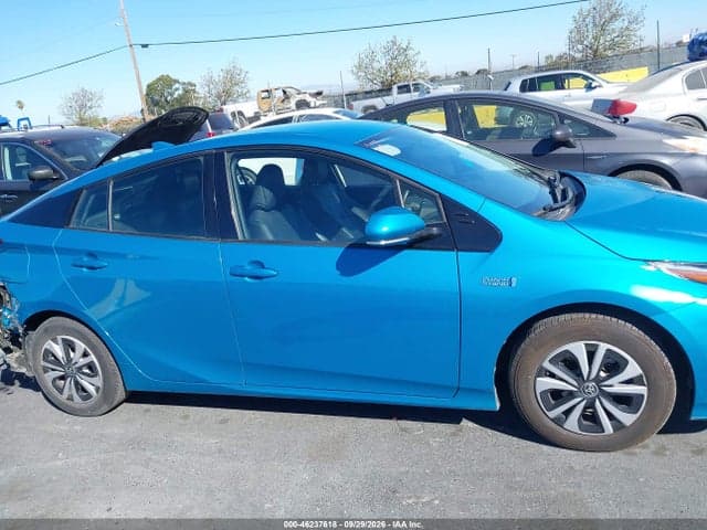 2018 TOYOTA PRIUS PRIME PREMIUM 12