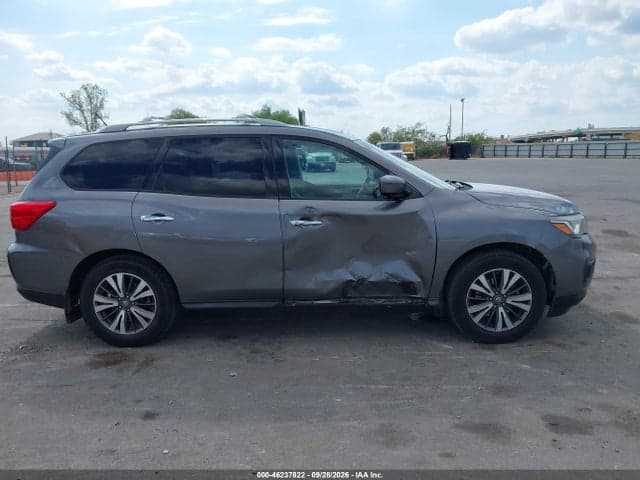 2017 NISSAN PATHFINDER SL 13