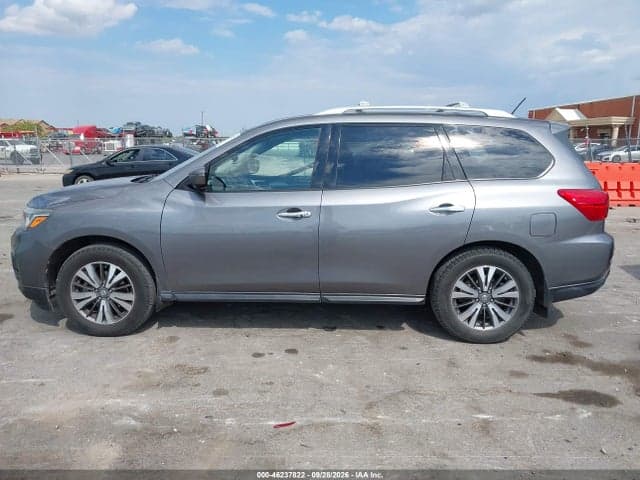 2017 NISSAN PATHFINDER SL 14