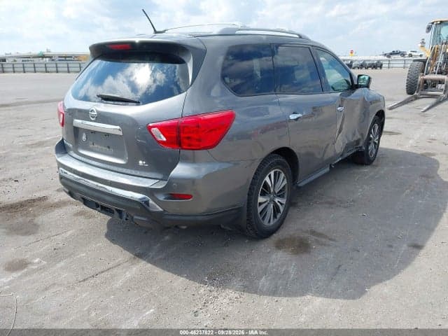 2017 NISSAN PATHFINDER SL 4