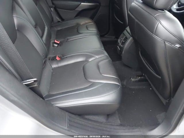 2019 JEEP CHEROKEE LATITUDE PLUS 4X4 8