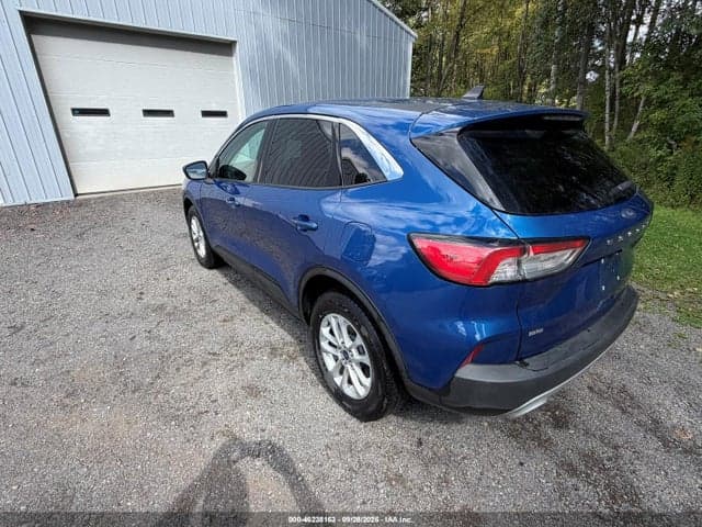 2022 FORD ESCAPE SE 3
