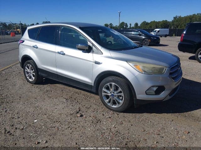 2017 FORD ESCAPE SE 1