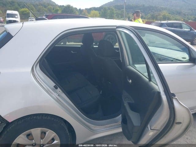 2018 KIA RIO S 8