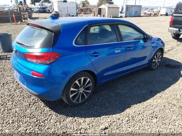 2018 HYUNDAI ELANTRA GT 4