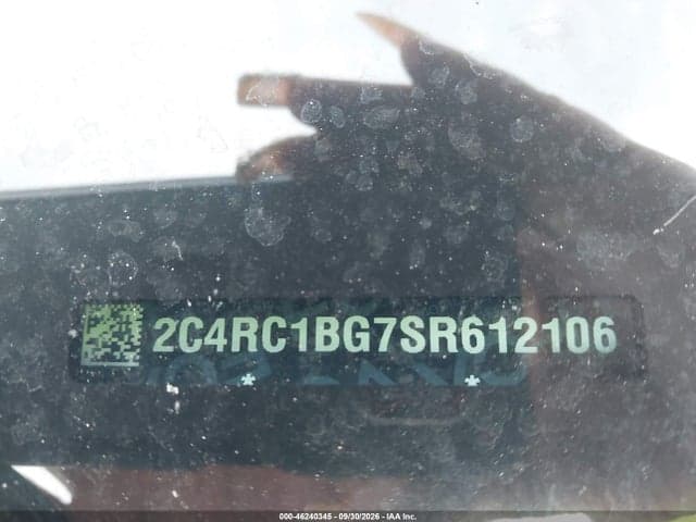 2025 CHRYSLER PACIFICA SELECT 9