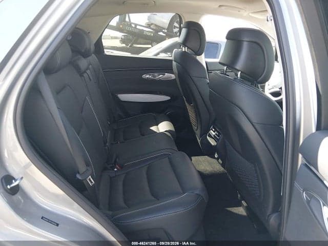 2026 GENESIS GV70 2.5T ADVANCED 8