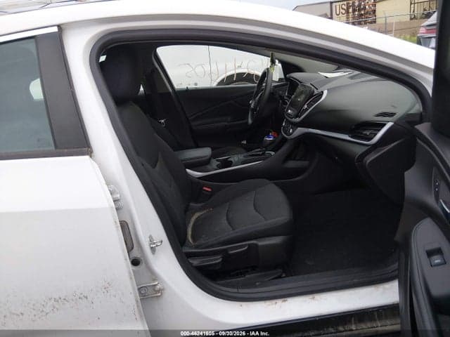 2017 CHEVROLET VOLT LT 5