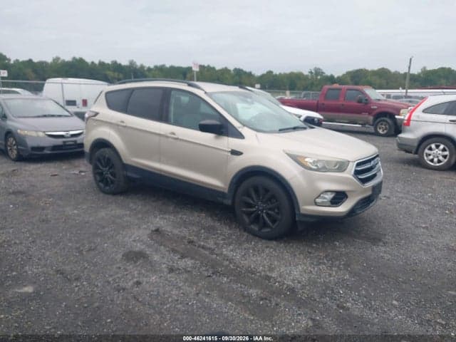 2018 FORD ESCAPE SE 1