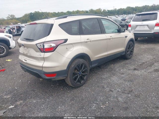 2018 FORD ESCAPE SE 4