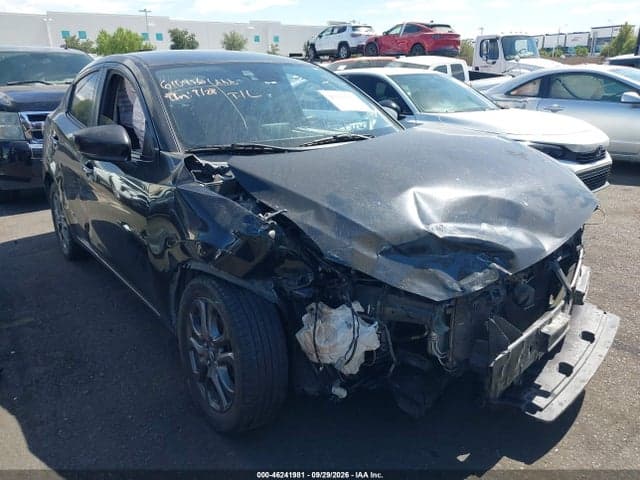 2019 TOYOTA YARIS LE
