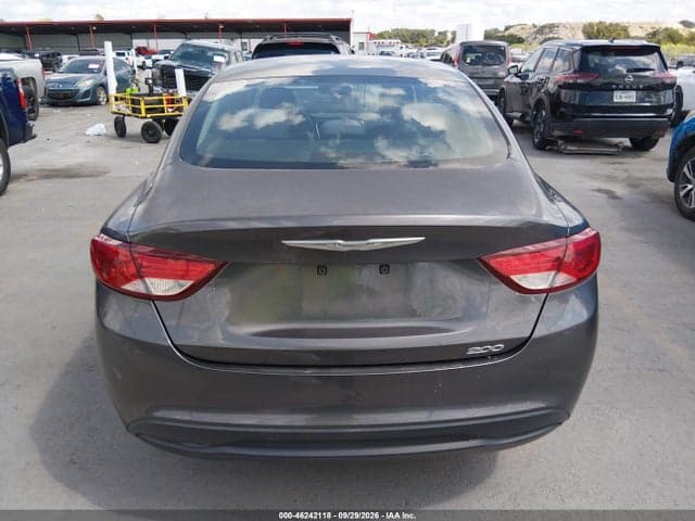 2017 CHRYSLER 200 TOURING 16