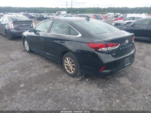 2018 HYUNDAI SONATA SE 3