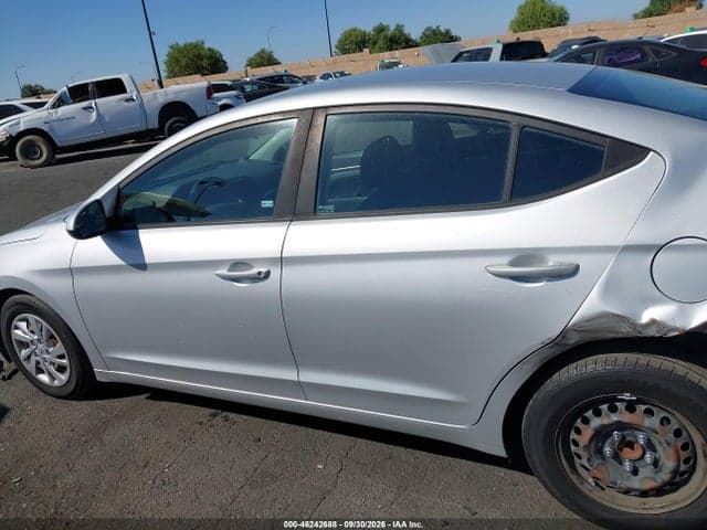 2019 HYUNDAI ELANTRA SE 15