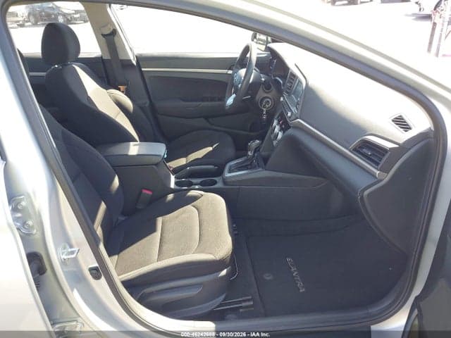 2019 HYUNDAI ELANTRA SE 5