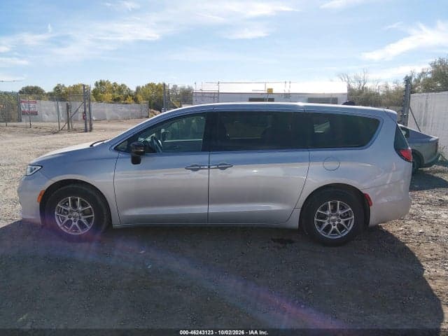 2024 CHRYSLER PACIFICA TOURING L 14